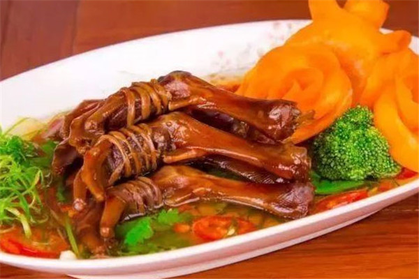 赵氏鸭脚包煲仔饭